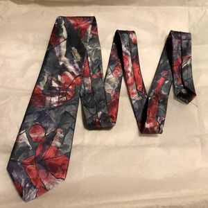 Satined polyester tie by Manhattan